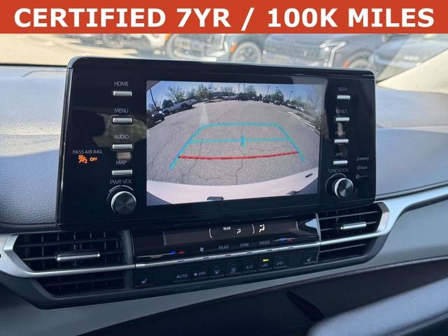2023 Toyota Sienna XLE 8 Passenger