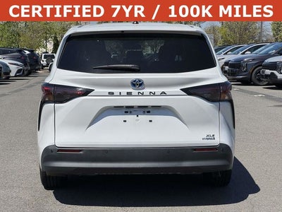 2023 Toyota Sienna XLE 8 Passenger