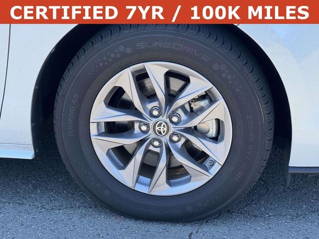 2023 Toyota Sienna XLE 8 Passenger