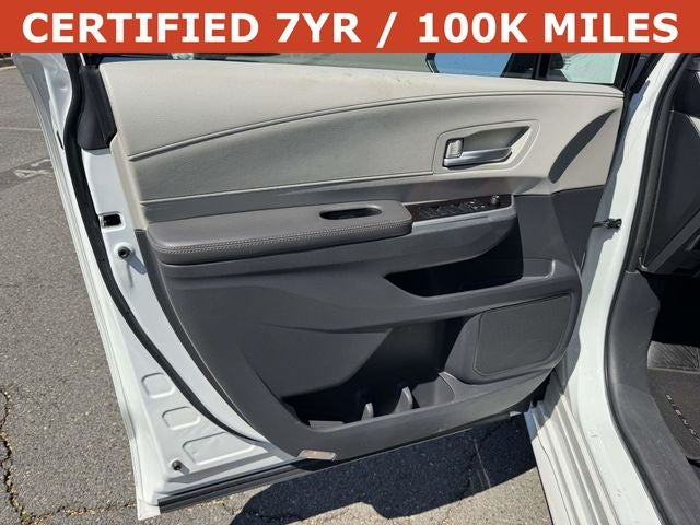 2023 Toyota Sienna XLE 8 Passenger