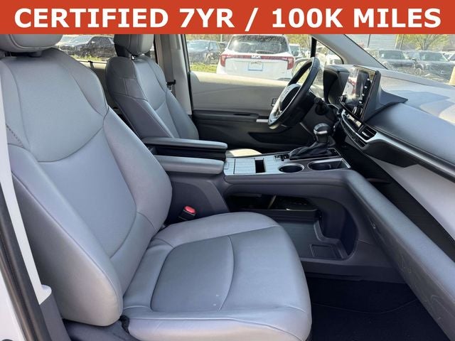 2023 Toyota Sienna XLE 8 Passenger