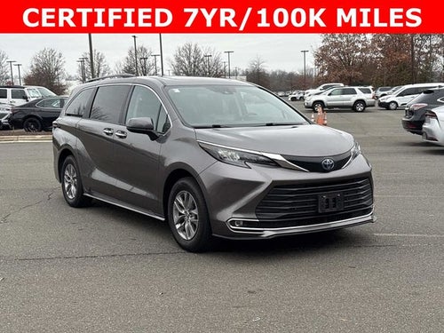 2024 Toyota Sienna XLE 8 Passenger