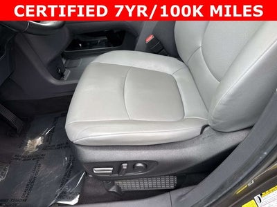 2024 Toyota Sienna XLE 8 Passenger