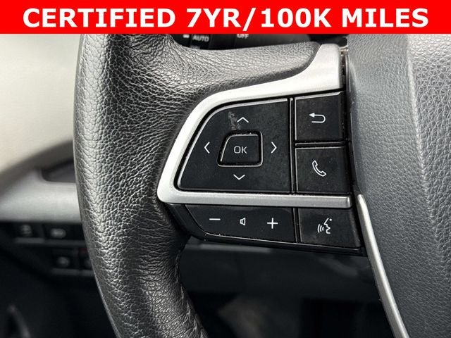 2024 Toyota Sienna XLE 8 Passenger