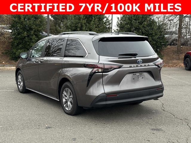 2024 Toyota Sienna XLE 8 Passenger