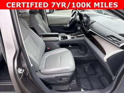 2024 Toyota Sienna XLE 8 Passenger