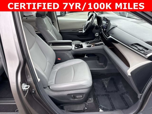 2024 Toyota Sienna XLE 8 Passenger