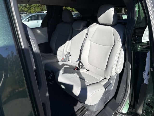 2026 Toyota Sienna XLE 8 Passenger