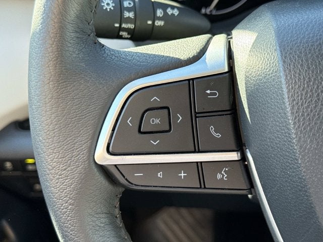 2026 Toyota Sienna XLE 8 Passenger