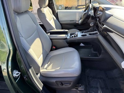 2026 Toyota Sienna XLE 8 Passenger