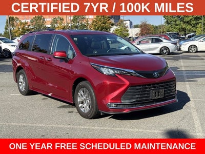 2022 Toyota Sienna XLE 7 Passenger
