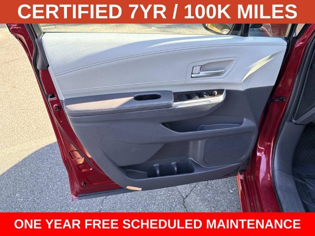 2022 Toyota Sienna XLE 7 Passenger
