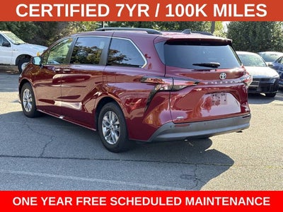 2022 Toyota Sienna XLE 7 Passenger