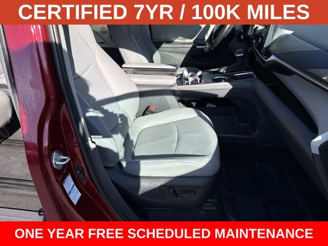2022 Toyota Sienna XLE 7 Passenger