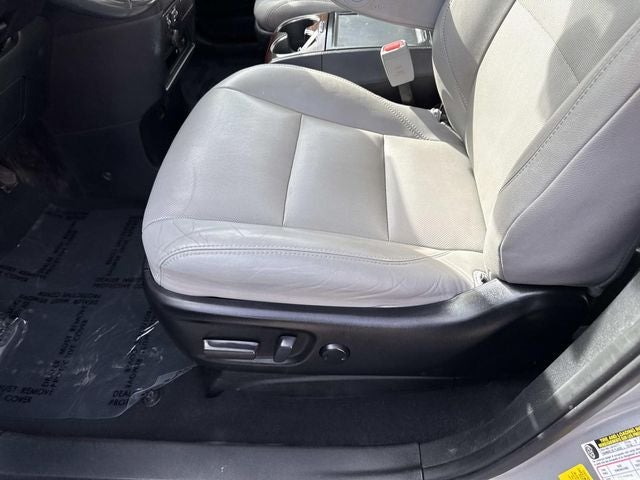 2020 Toyota Sienna Limited Premium 7 Passenger