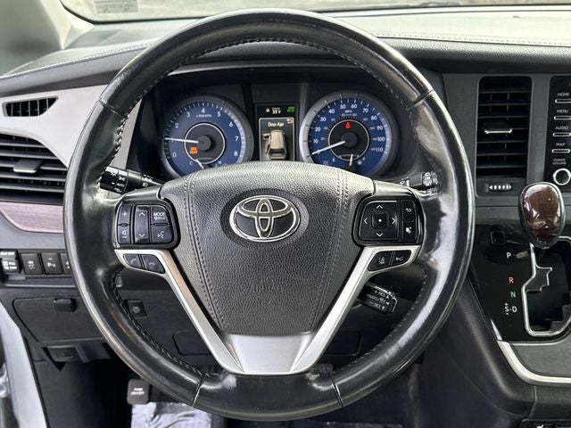 2020 Toyota Sienna Limited Premium 7 Passenger
