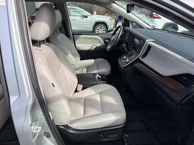 2020 Toyota Sienna Limited Premium 7 Passenger