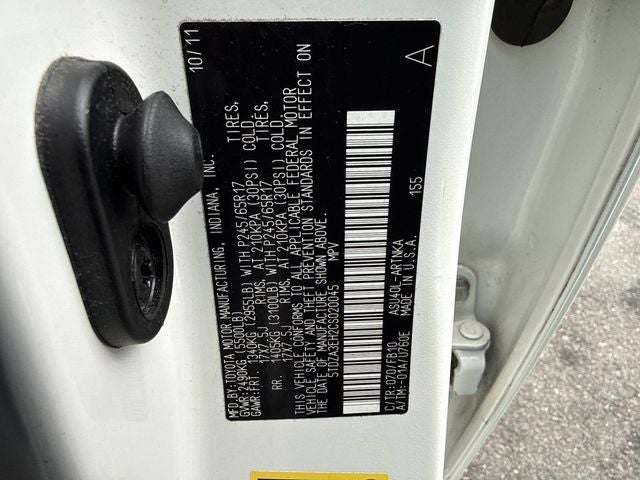 2012 Toyota Highlander Base