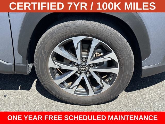2025 Toyota Corolla Cross XLE