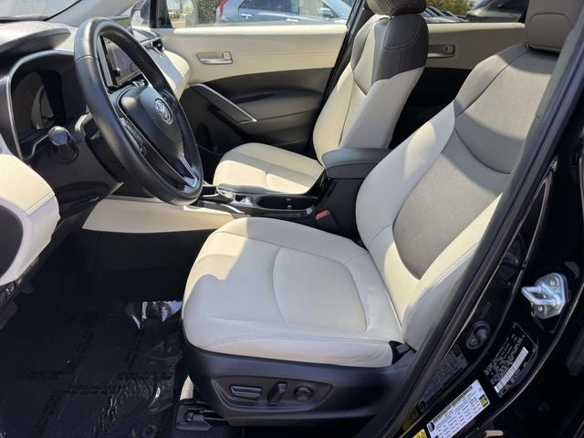 2024 Toyota Corolla Cross XLE