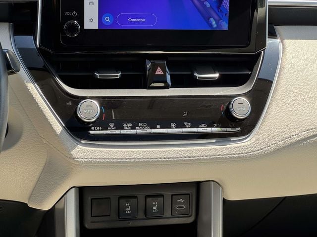 2024 Toyota Corolla Cross XLE