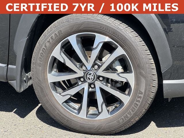 2024 Toyota Corolla Cross XLE