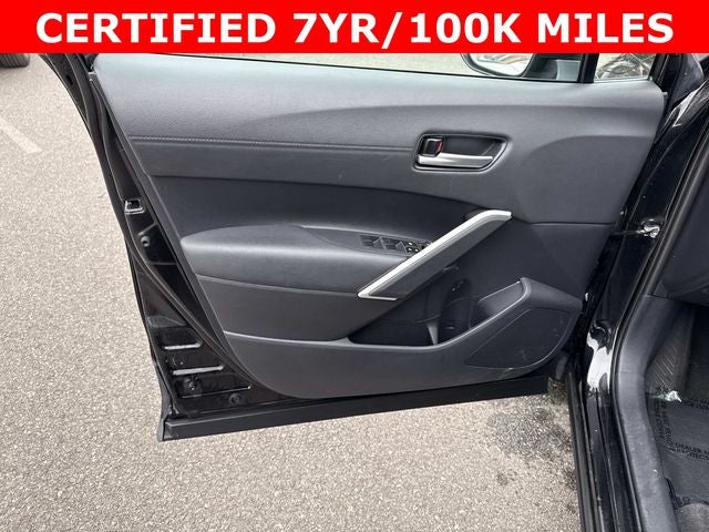 2025 Toyota Corolla Cross XLE