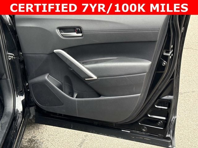 2025 Toyota Corolla Cross XLE