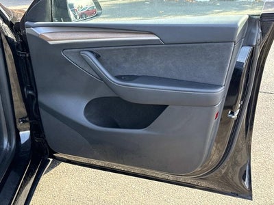 2025 Tesla Model Y Long Range