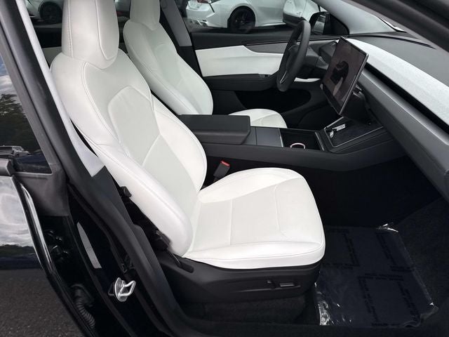 2026 Tesla Model Y Long Range