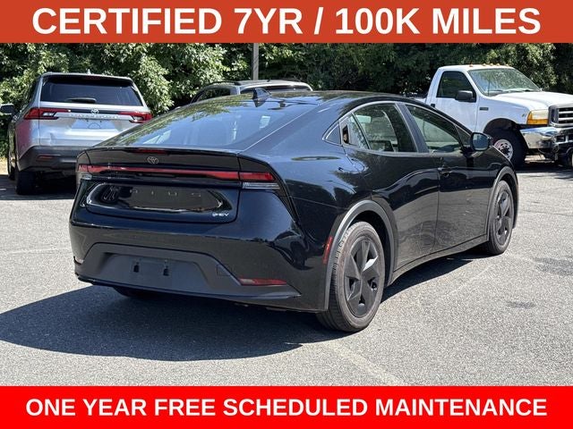 2025 Toyota Prius LE