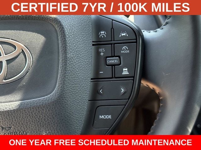 2025 Toyota Prius LE