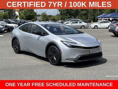 2025 Toyota Prius LE