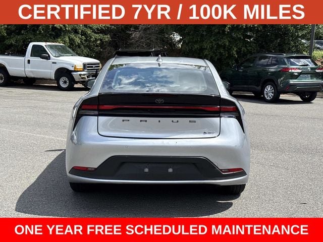 2025 Toyota Prius LE