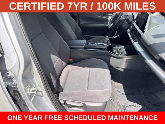 2025 Toyota Prius LE