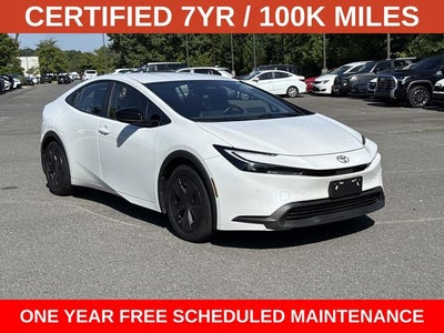 2025 Toyota Prius LE