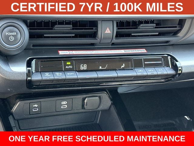 2025 Toyota Prius LE
