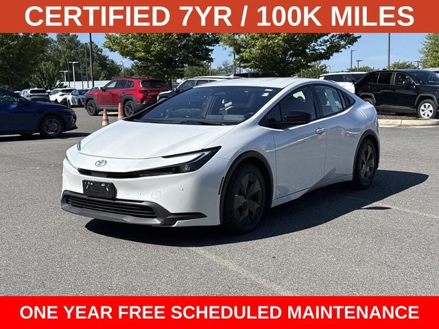 2025 Toyota Prius LE