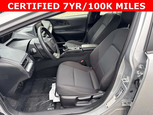 2025 Toyota Prius LE