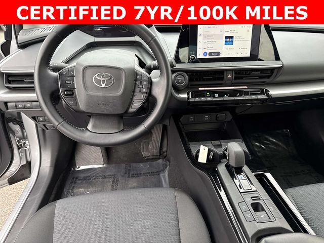 2025 Toyota Prius LE