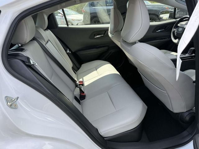 2025 Toyota Prius XLE