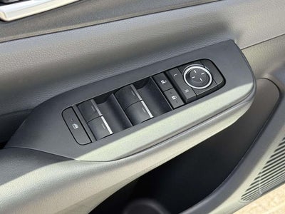 2025 Toyota Prius XLE