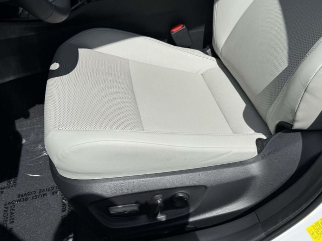 2025 Toyota Prius XLE