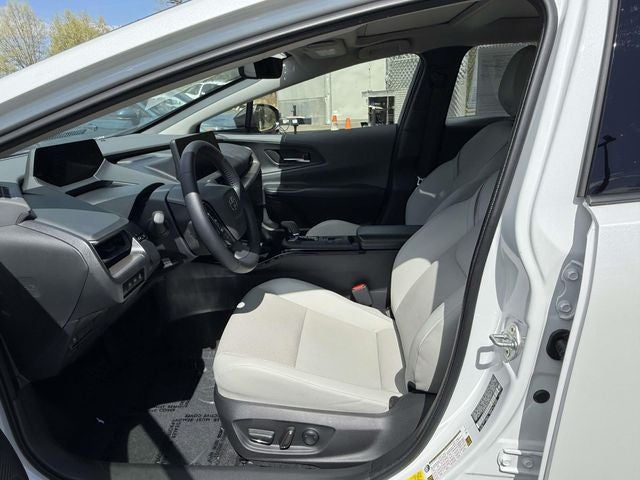 2025 Toyota Prius XLE