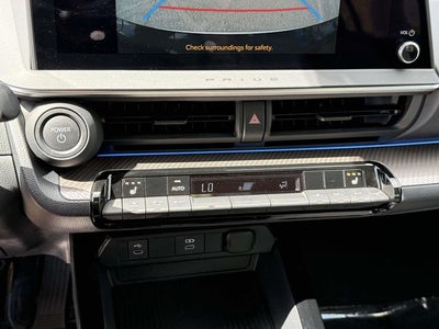 2025 Toyota Prius XLE