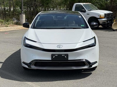 2025 Toyota Prius XLE