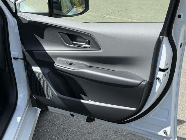 2025 Toyota Prius XLE