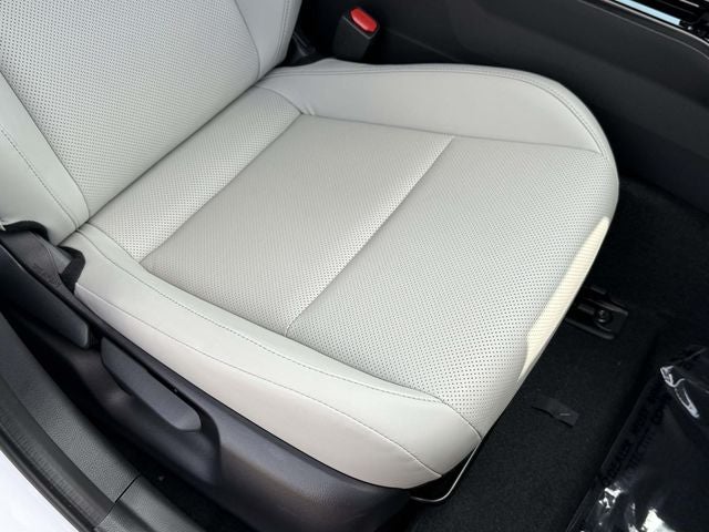 2025 Toyota Prius XLE