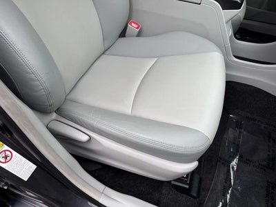 2013 Toyota Prius v Five