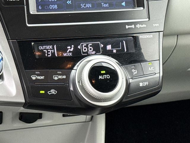2013 Toyota Prius v Five